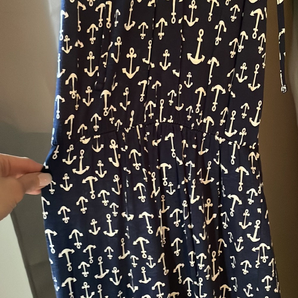 Dress - Picture 2 of 5